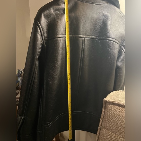 THEORY Leather Shearling Moto oversized jacket - Picture 7 of 10